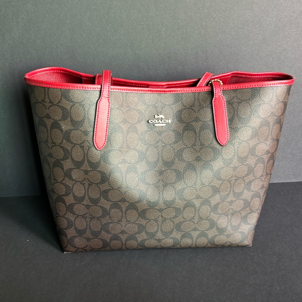 Coach Sig City Tote